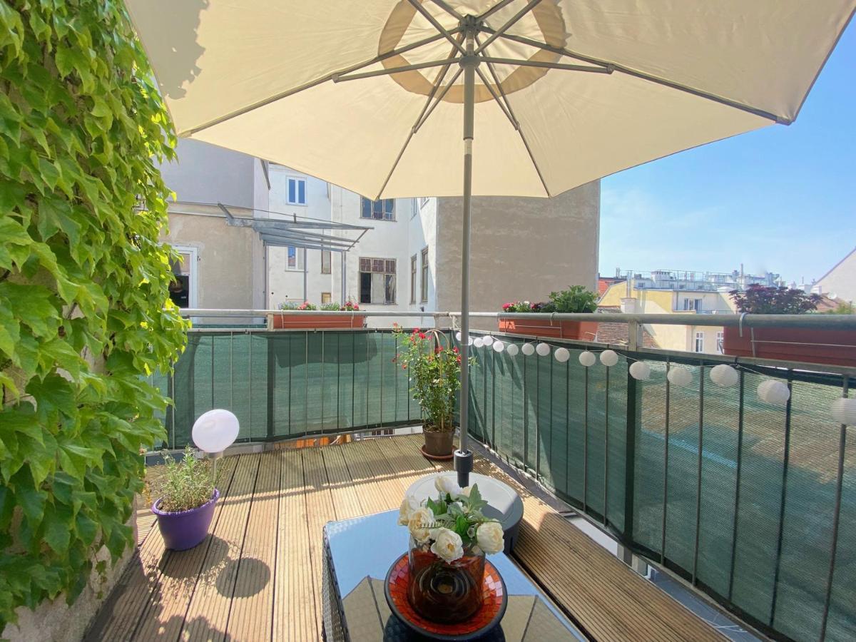 Magic Vienna Balcony Apartment ภายนอก รูปภาพ
