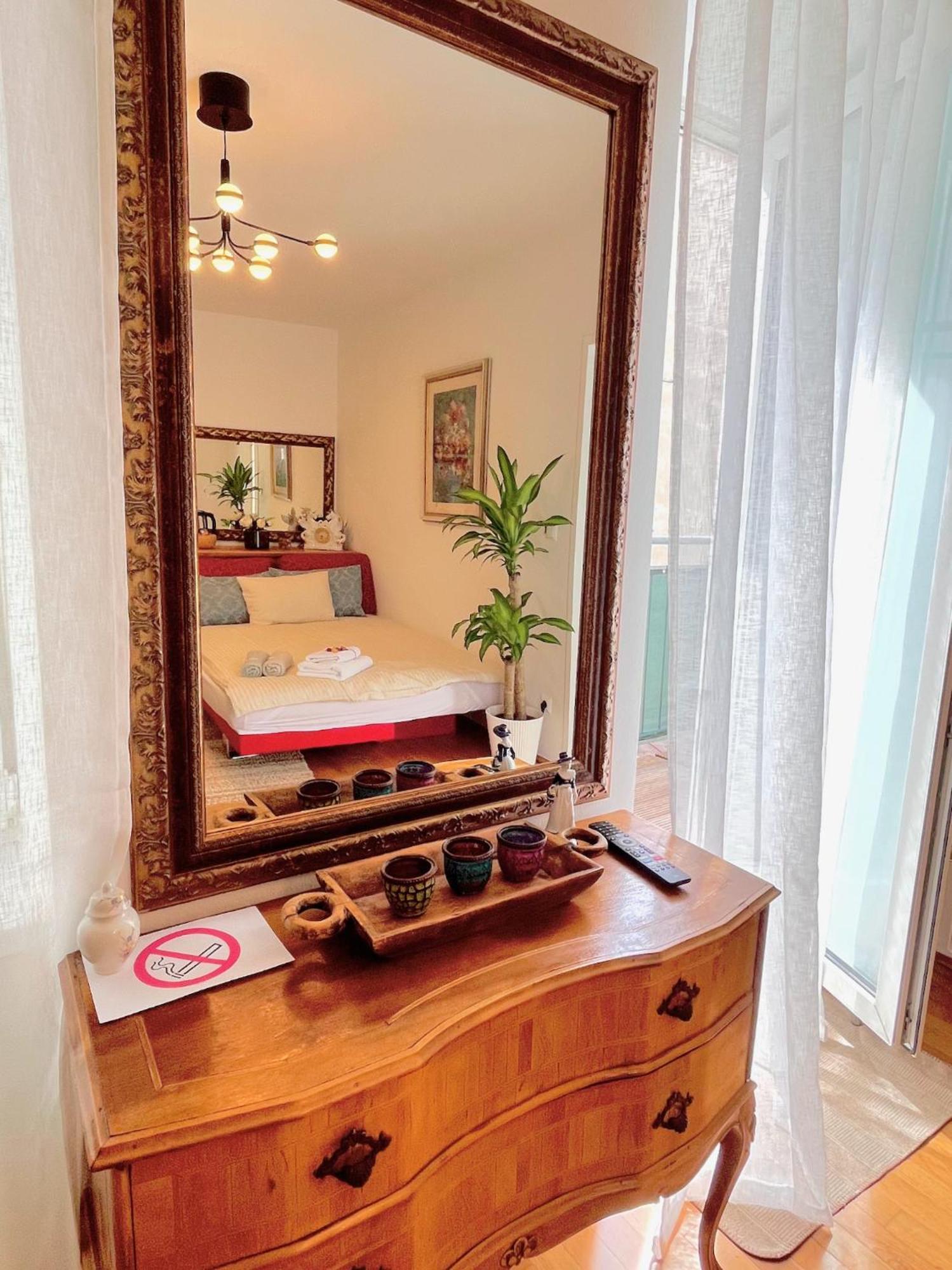 Magic Vienna Balcony Apartment ภายนอก รูปภาพ